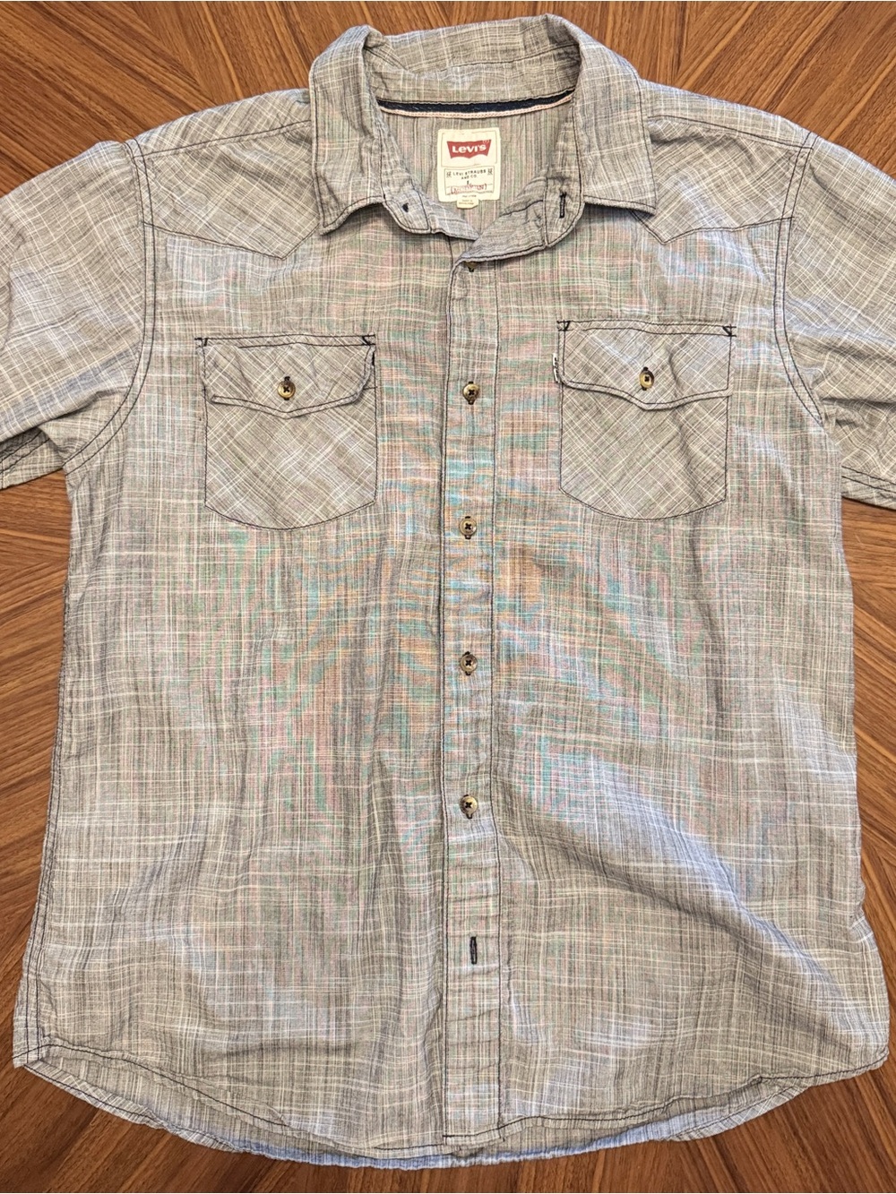 Levi's Men's Light Gray Plaid/Chambray Short-Sleeve Button-Down Shirt